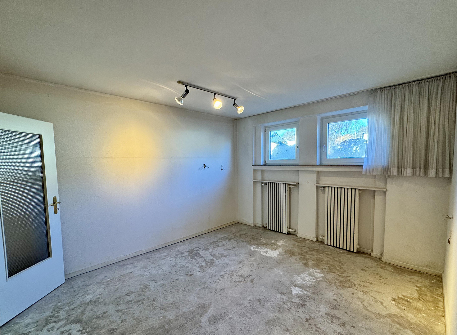 EFH oder MFH: außergewöhnlich flexibel & solide, ideale Lage, großes Potential – Am Neuenhof 7, 52074 Aachen – Vorschaubild 21