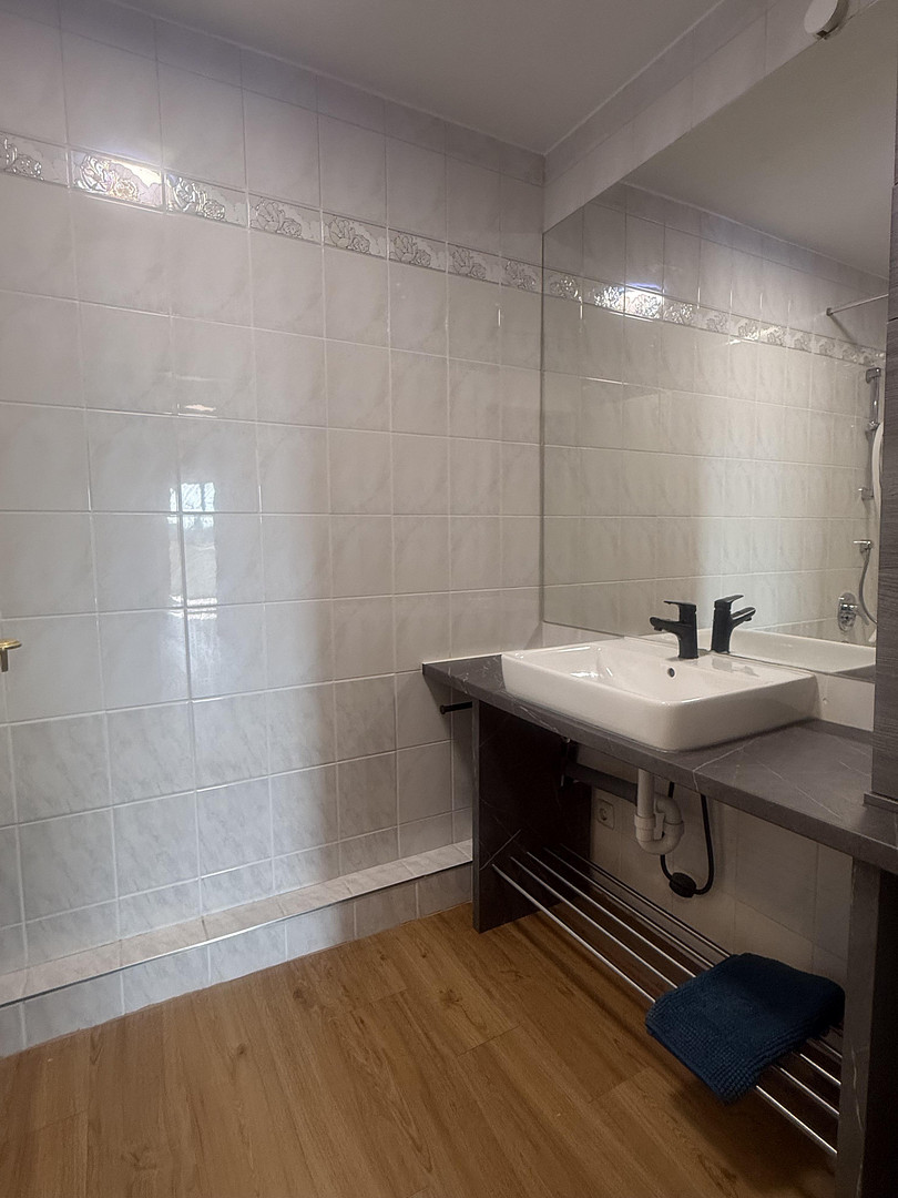 Herrenbach-Spickel: gut geschnittene 3 Zimmer-Wohnung mit Fernblick in­ guter Lage. Provisionsfrei! – Augsburg(Spickel-Herrenbach) – Vorschaubild 11