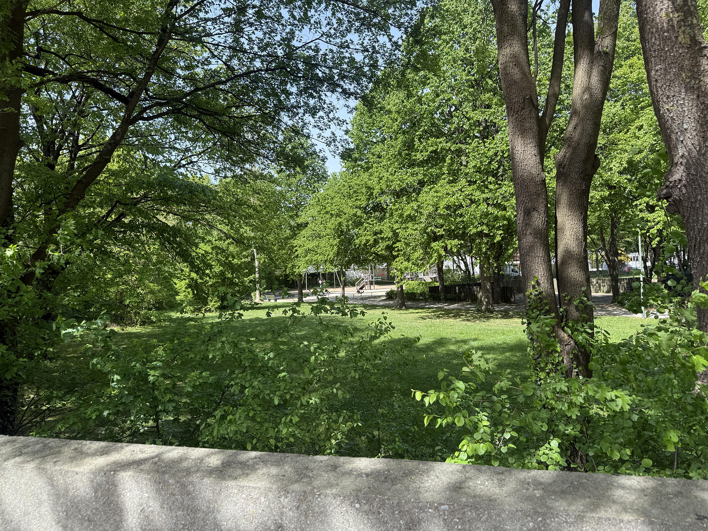 Herrenbach-Spickel: gut geschnittene 3 Zimmer-Wohnung mit Fernblick in­ guter Lage. Provisionsfrei! – Augsburg(Spickel-Herrenbach) – Vorschaubild 34
