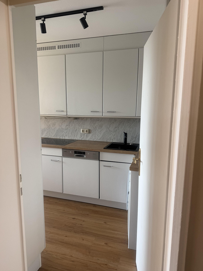 Herrenbach-Spickel: gut geschnittene 3 Zimmer-Wohnung mit Fernblick in­ guter Lage. Provisionsfrei! – Augsburg(Spickel-Herrenbach) – Vorschaubild 25