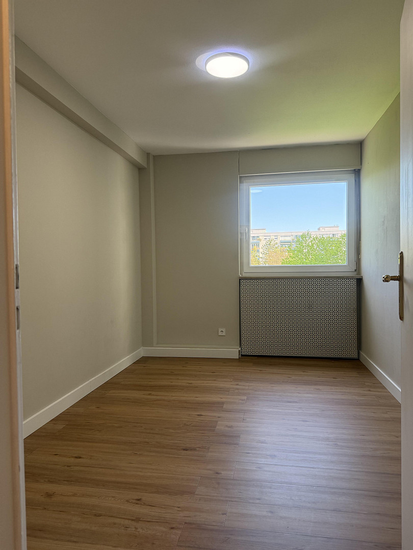 Herrenbach-Spickel: gut geschnittene 3 Zimmer-Wohnung mit Fernblick in­ guter Lage. Provisionsfrei! – Augsburg(Spickel-Herrenbach) – Vorschaubild 15