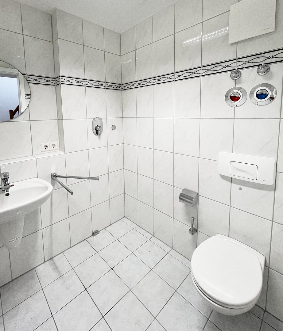 Rodgebiet: Helle moderne grosszügige 3.5 Zimmer Maisonette Wohnung – Pforzheim – Vorschaubild 8