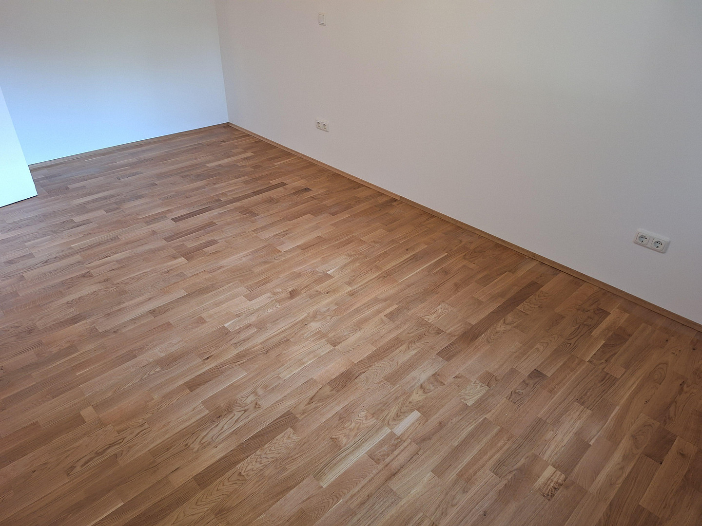 Hochwertig komplettsanierte 3-Zi. Erdgeschossterrassenwohnung in München, Fürstenried, am Waldrand – Kemptener Straße 54, 81475 München(Forstenried) – Vorschaubild 5