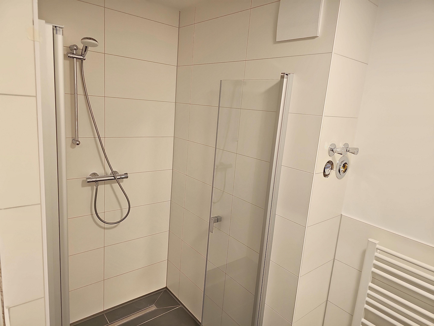 möblierte Neubauwohnung in zentraler Lage – Rudower Chaussee 32, 12489 Berlin(Adlershof) – Vorschaubild 6
