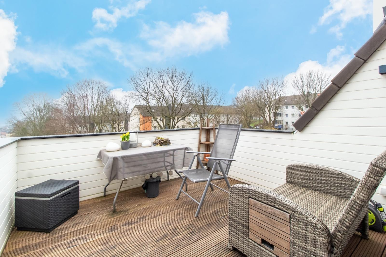 Traumhafte Maisonette mit Terrasse & Weitblick – Vollmöbliert & Hochwertig ausgestattet – Brunnenstr. 3, 58093 Hagen – Vorschaubild 3
