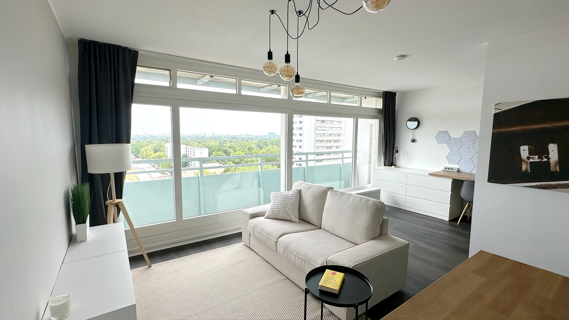 Exklusives City-Apartment mit kompletter Ausstattung – Hamburg(Osdorf) – Vorschaubild 2