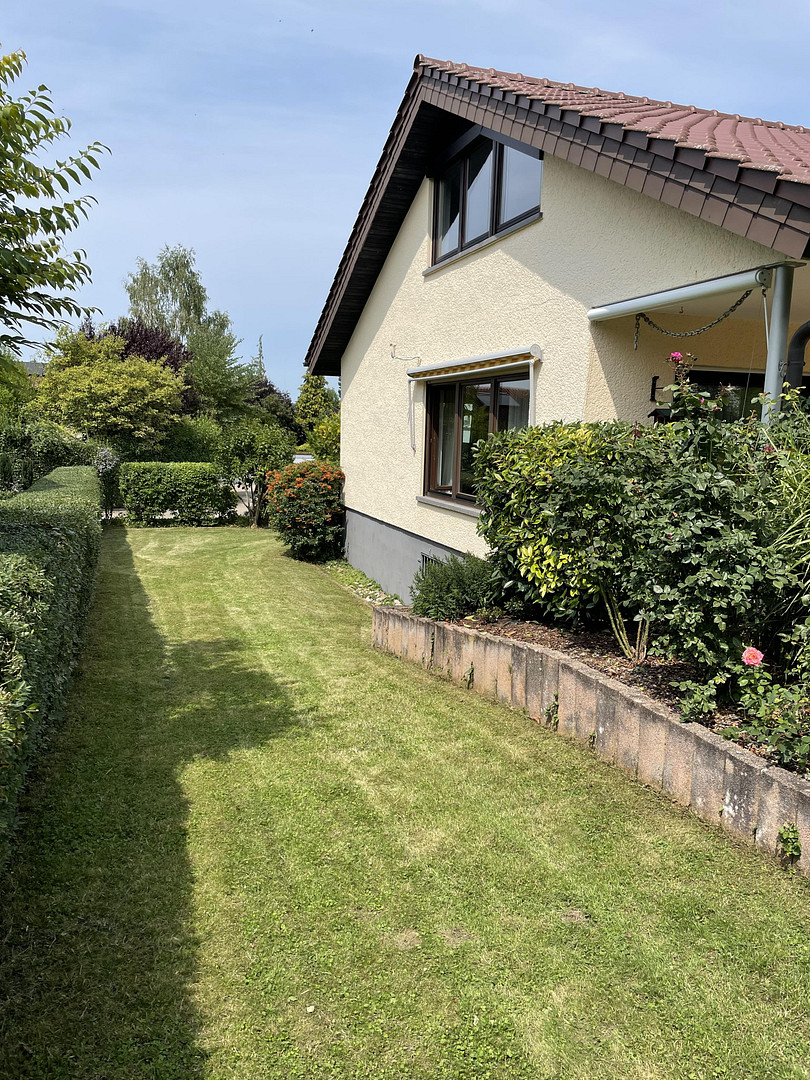 Großzügiges, helles Einfamilienhaus mit Einliegerwohnung, Massivbauweise, Sackgassenlage – Abstatt – Vorschaubild 9