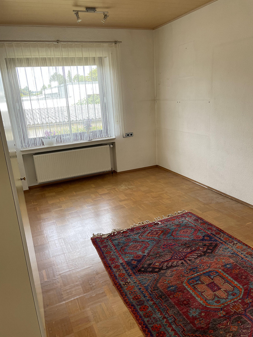 Großzügiges, helles Einfamilienhaus mit Einliegerwohnung, Massivbauweise, Sackgassenlage – Abstatt – Vorschaubild 27