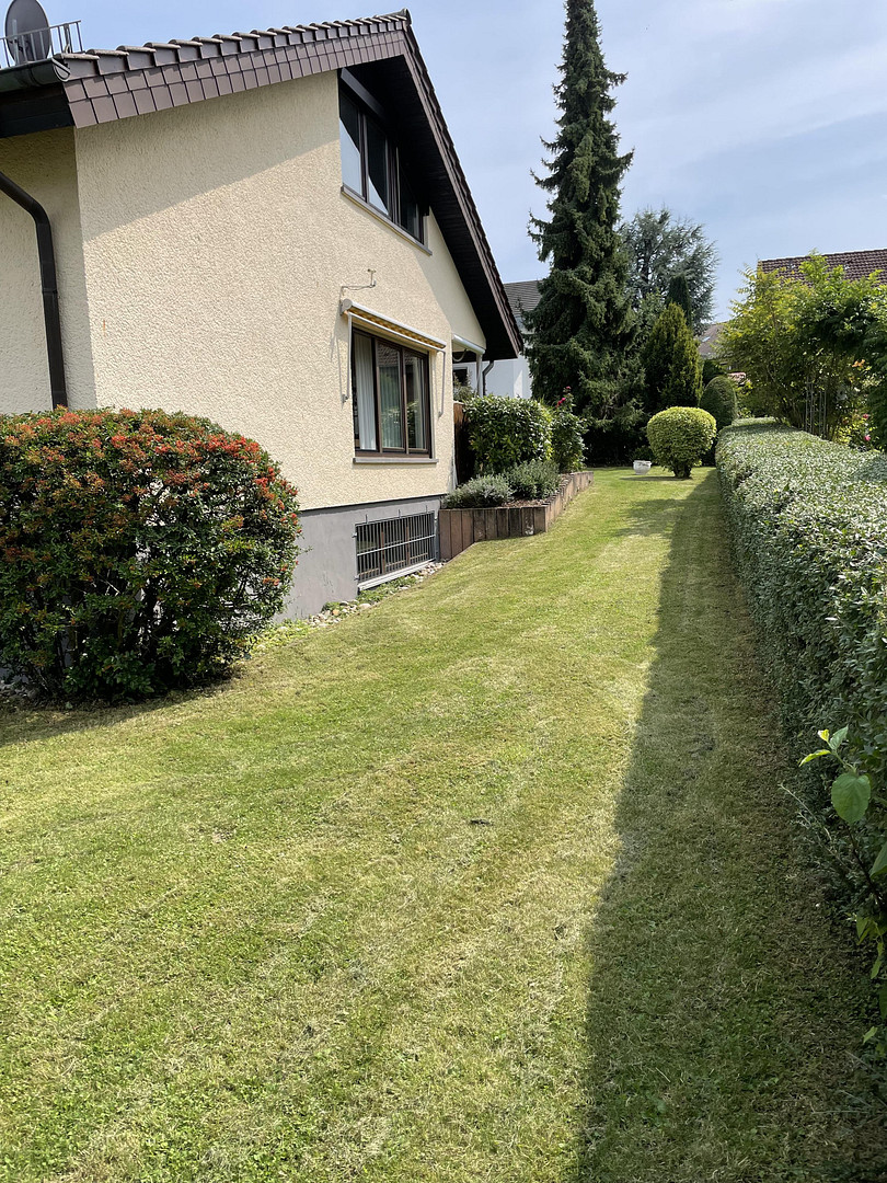 Großzügiges, helles Einfamilienhaus mit Einliegerwohnung, Massivbauweise, Sackgassenlage – Abstatt – Vorschaubild 8