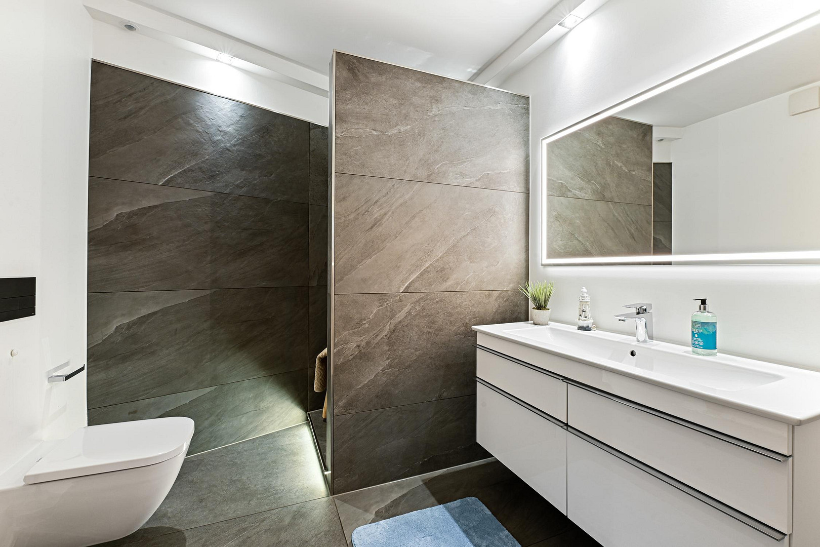 Exklusive Penthouse-Maisonette-Wohnung mit zwei Dachterrassen über den Dächern von Hamburg – Hamburg(Bahrenfeld) – Vorschaubild 8