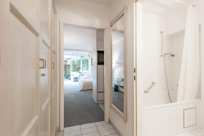 Möbliertes Terrassen-Apartment in ruhiger Wohnanlage – Liebigstr. 20 A, 80538 München(Lehel) – Vorschaubild 6