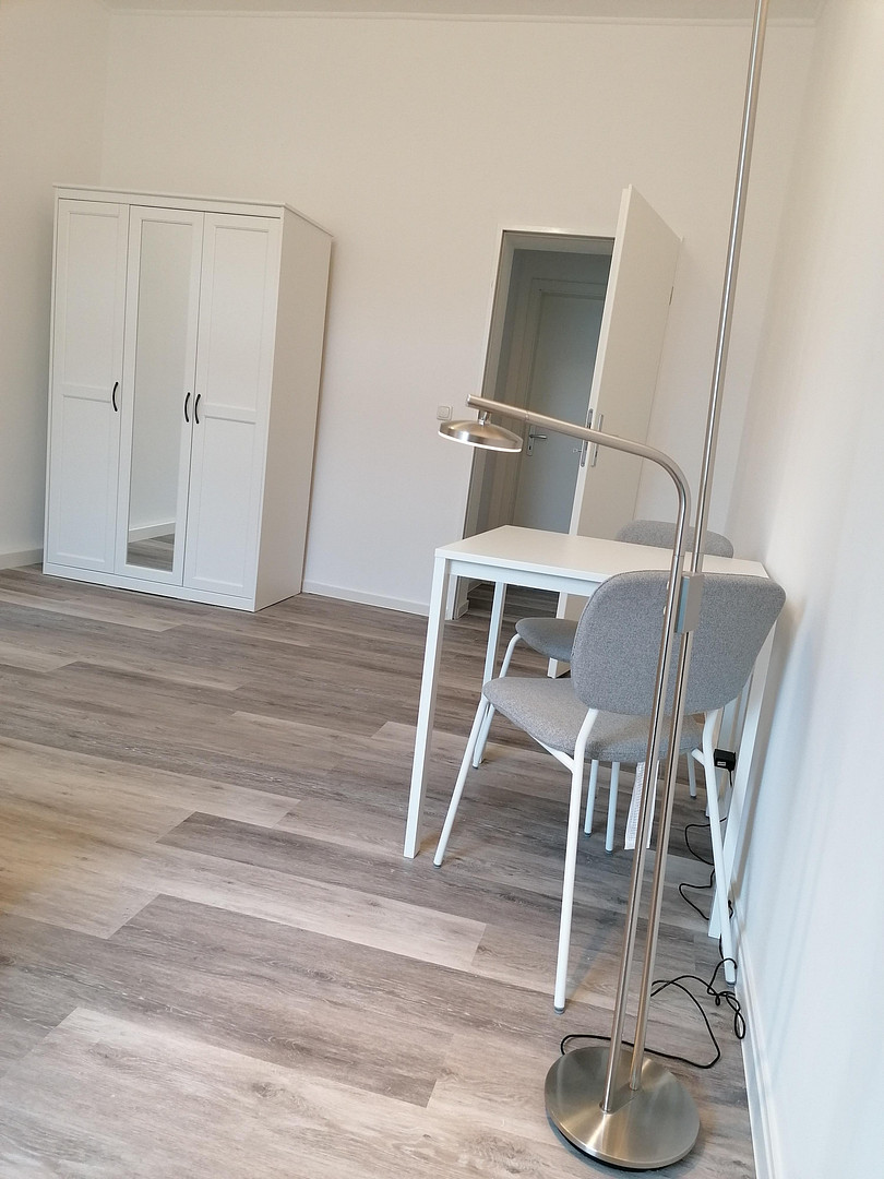 NICHT FÜR FAMILIEN GEEIGNET! WG Zimmer in top Lage Nähe Köln in Leverkusen-Opladen City Erstbezug – Birkenbergstr., 51379 Leverkusen(Opladen) – Vorschaubild 9