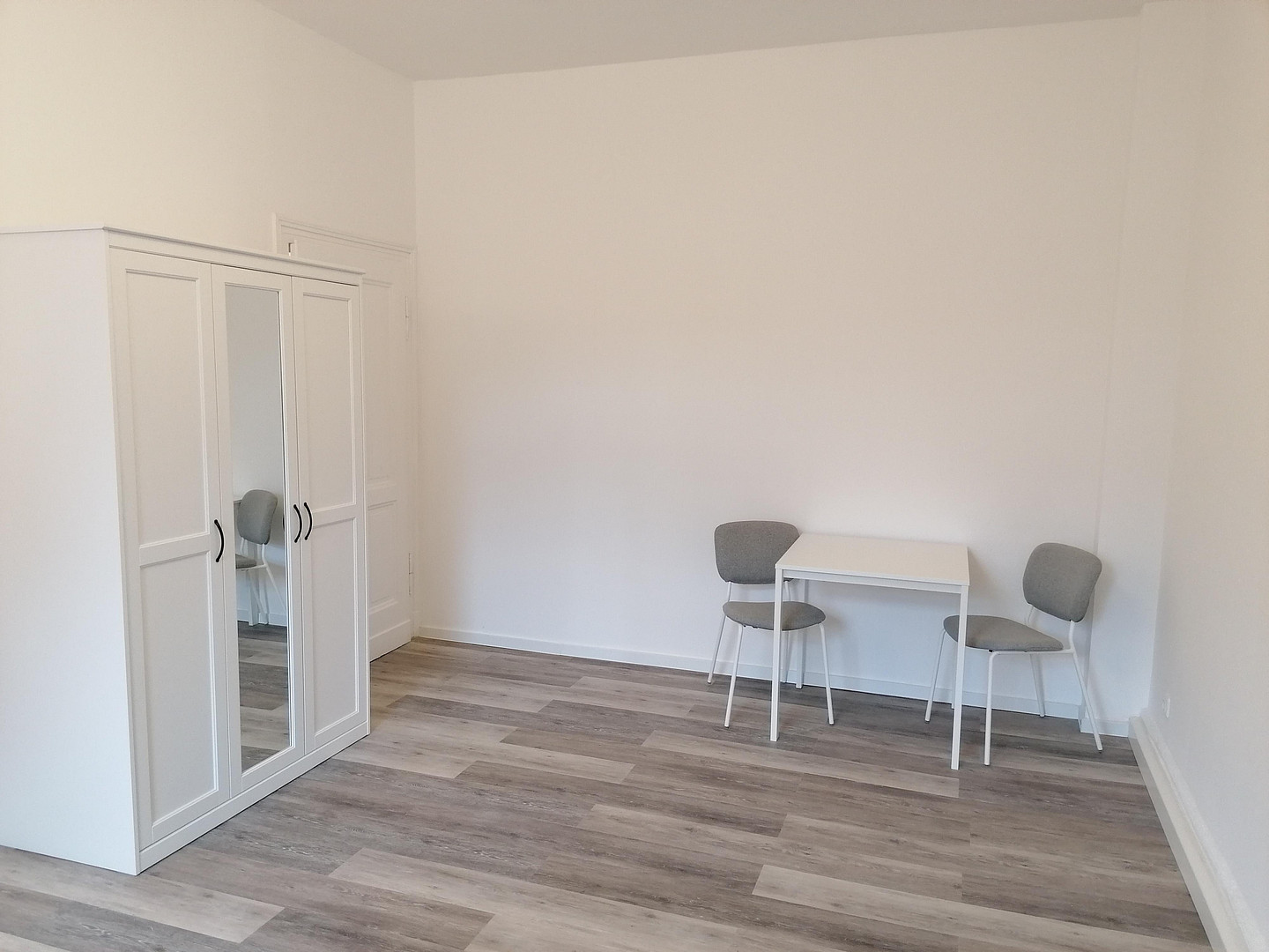 NICHT FÜR FAMILIEN GEEIGNET! WG Zimmer in top Lage Nähe Köln in Leverkusen-Opladen City Erstbezug – Birkenbergstr., 51379 Leverkusen(Opladen) – Vorschaubild 5