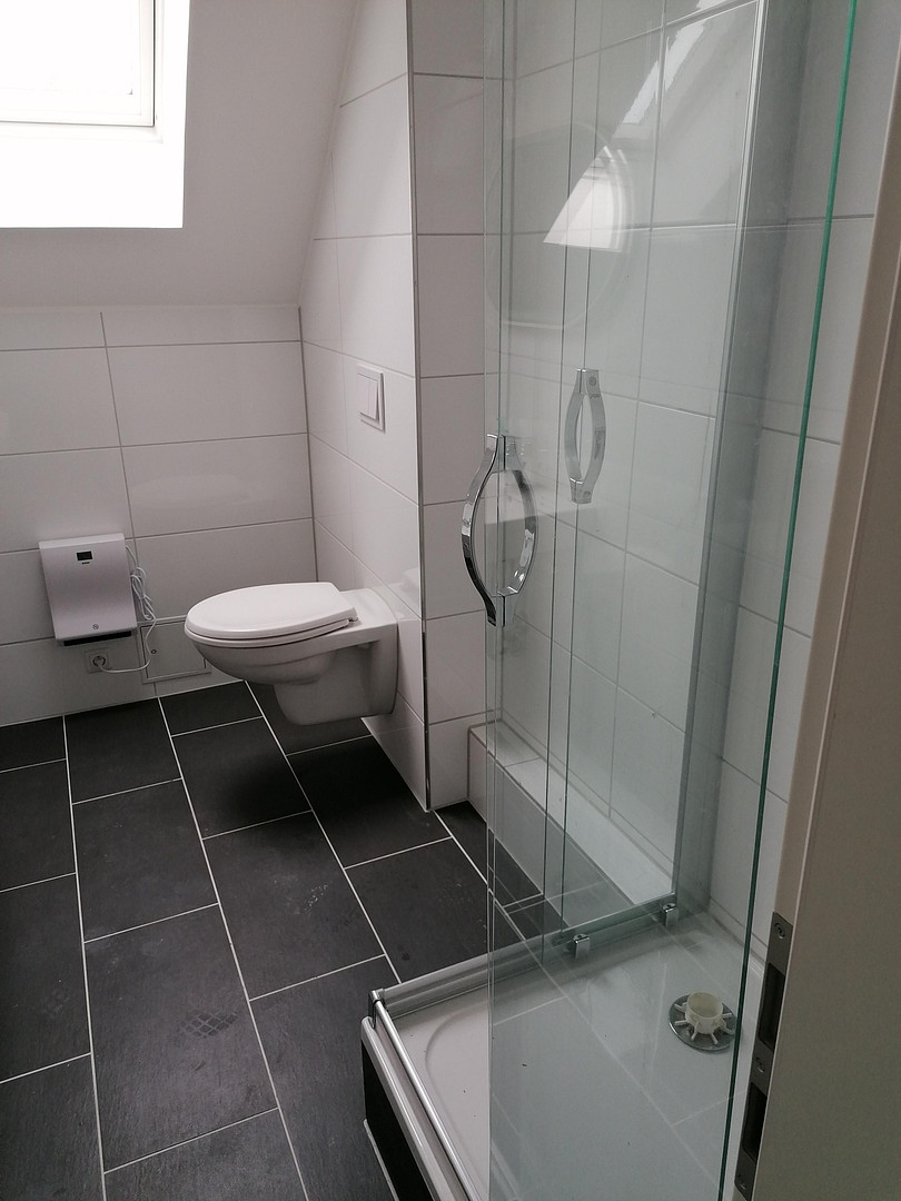 NICHT FÜR FAMILIEN GEEIGNET! WG Zimmer in top Lage Nähe Köln in Leverkusen-Opladen City Erstbezug – Birkenbergstr., 51379 Leverkusen(Opladen) – Vorschaubild 6