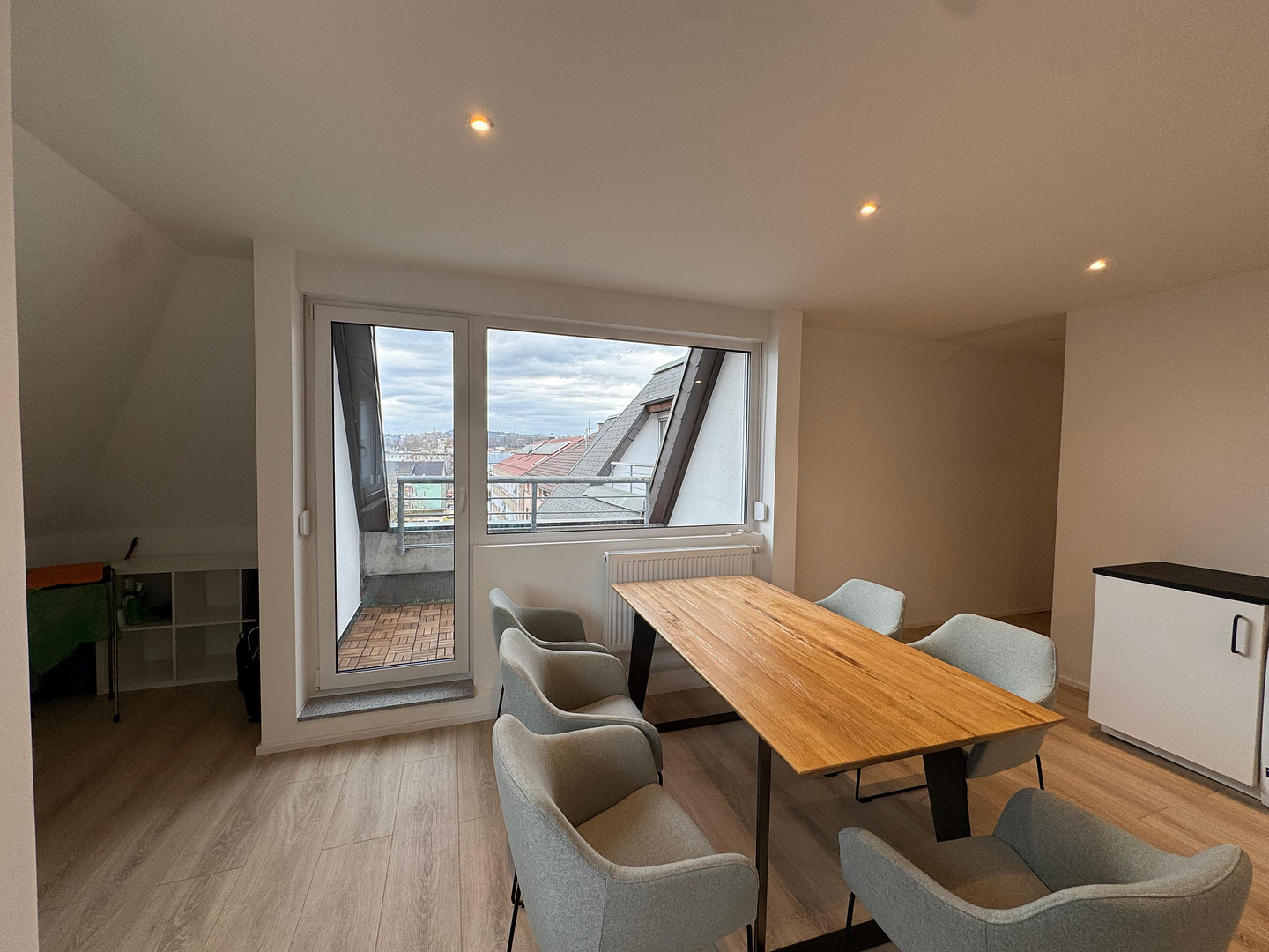 Perfekte Investition – 6-Zi-Wohnung - WG oder Kurzzeitvermietung – Stuttgart(Bad Cannstatt) – Vorschaubild 2