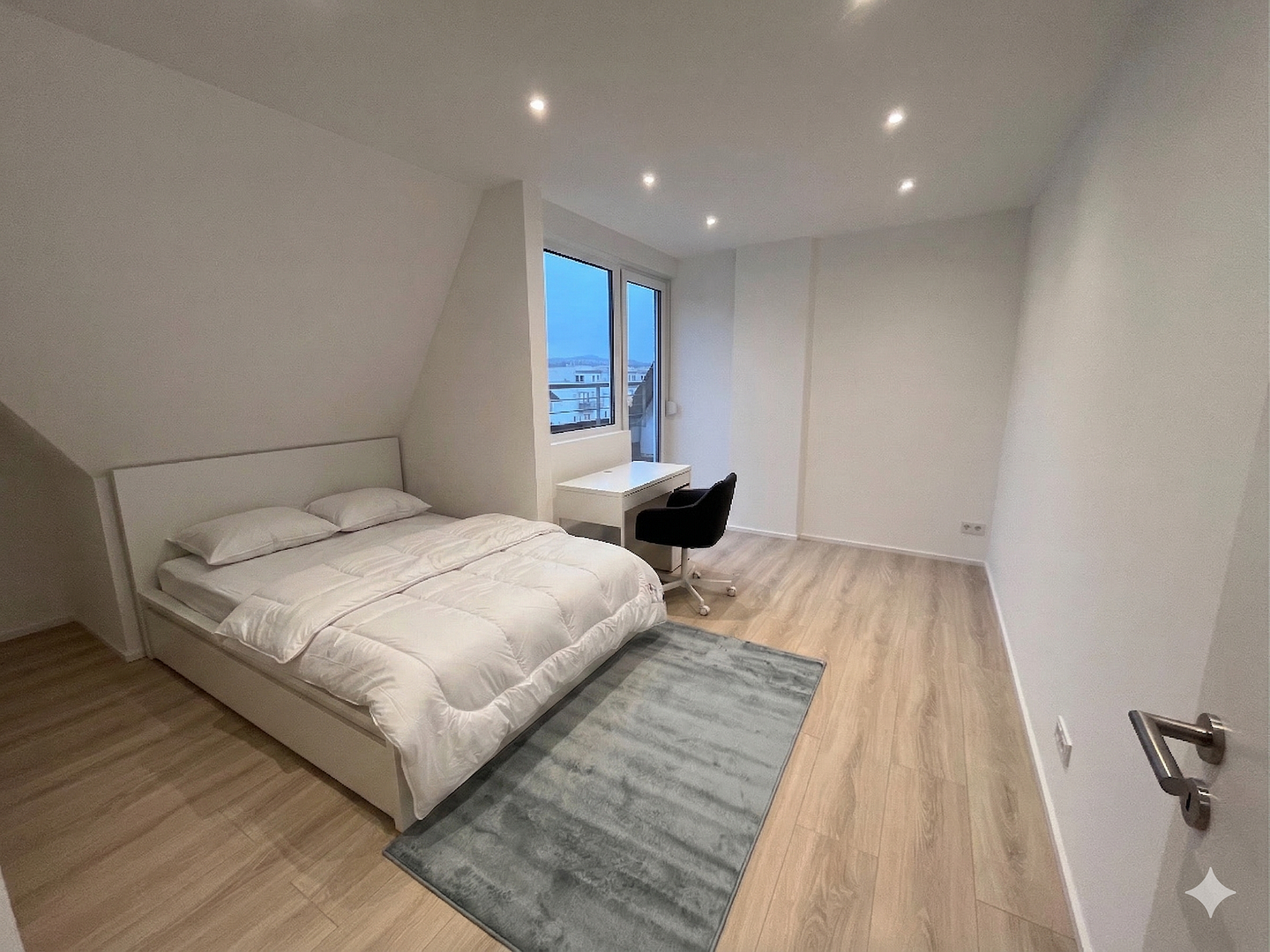 Perfekte Investition – 6-Zi-Wohnung - WG oder Kurzzeitvermietung – Stuttgart(Bad Cannstatt) – Vorschaubild 4