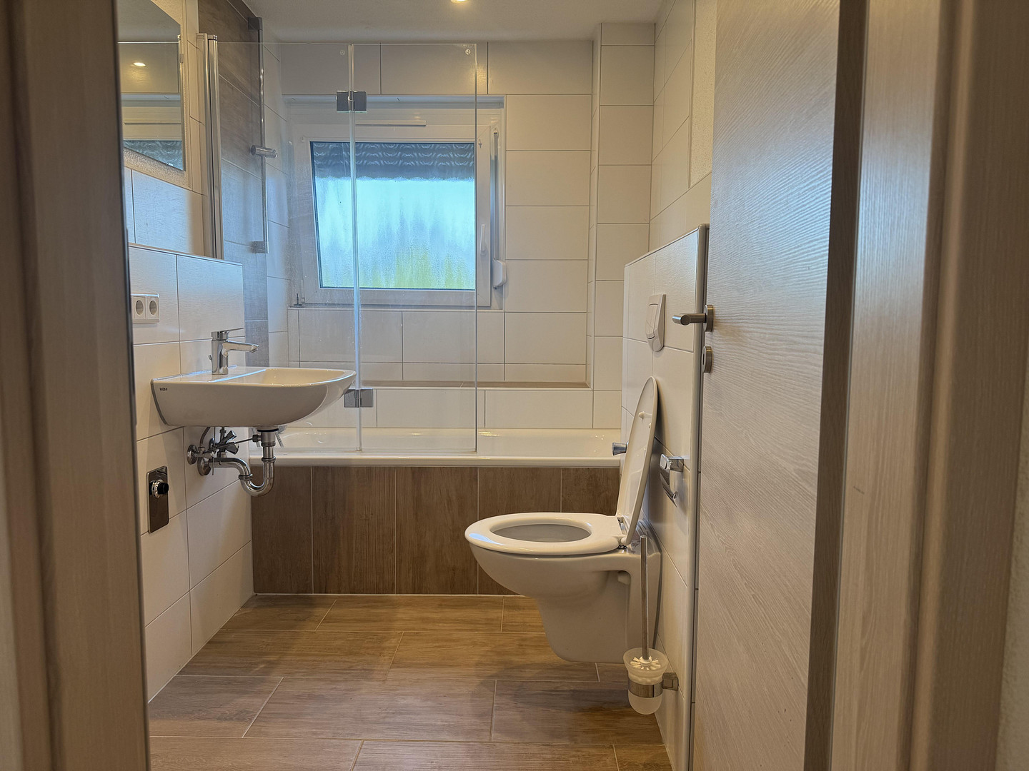 3-Zimmer-Wohnung mit neuer Einbauküche, Südbalkon & Stellplatz – Ansbacher Str. 26C, 91710 Gunzenhausen – Vorschaubild 8