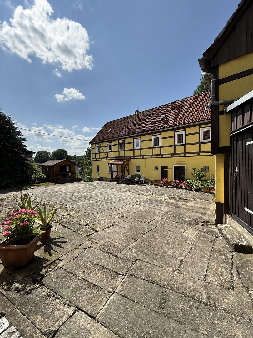 Top gepflegter Dreiseitenhof – Struppen – Vorschaubild 4