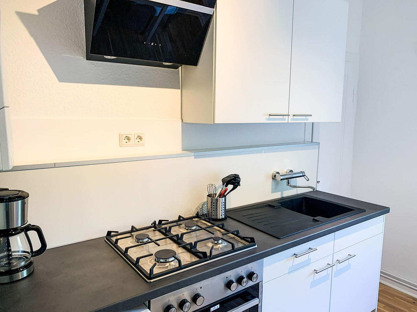 Möbliertes Erdgeschossapartment mit Stil am Maschsee – Suthwiesenstraße 47, 30159 Hannover(Döhren) – Vorschaubild 4