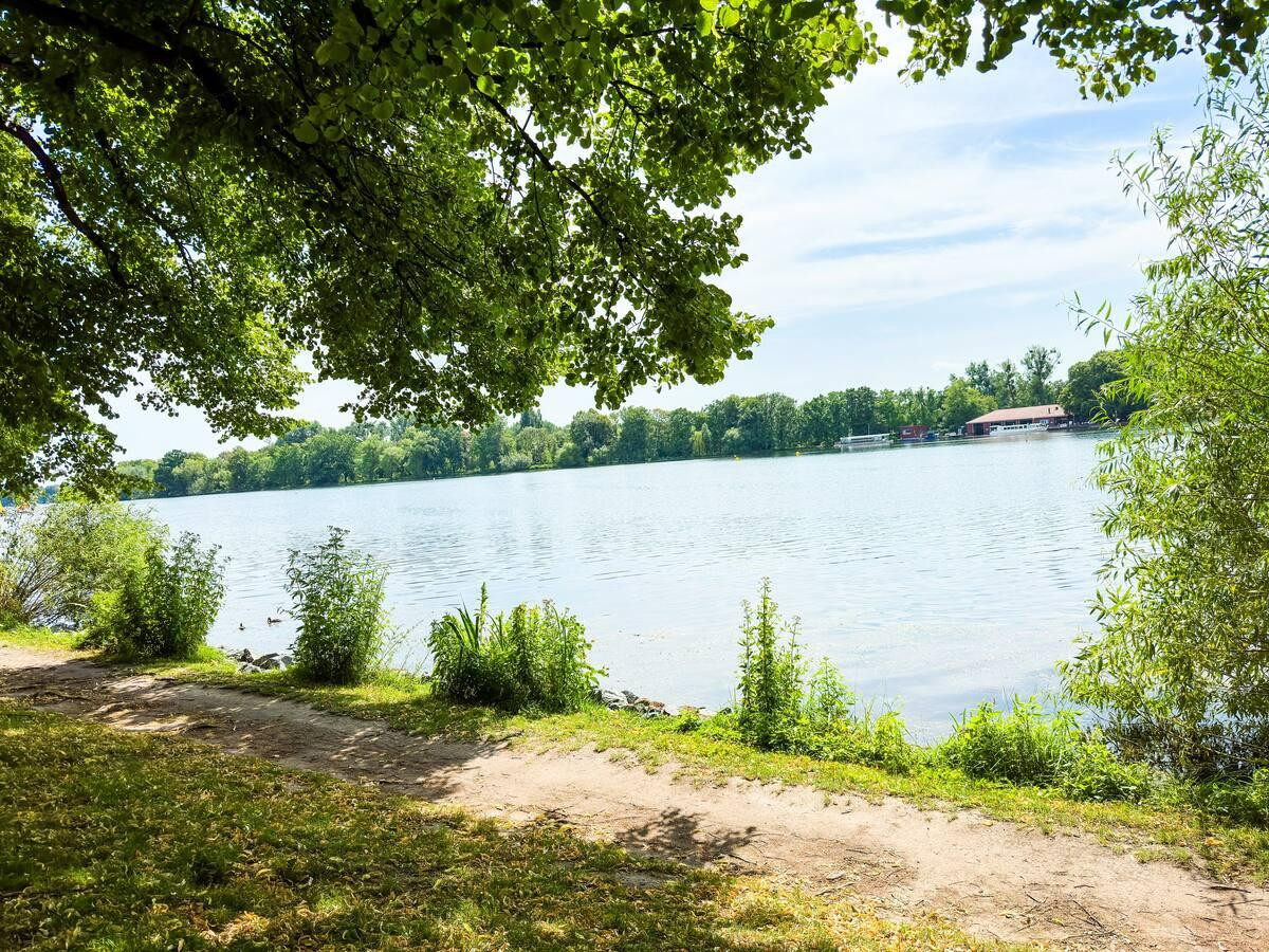 Möbliertes Erdgeschossapartment mit Stil am Maschsee – Suthwiesenstraße 47, 30159 Hannover(Döhren) – Vorschaubild 2