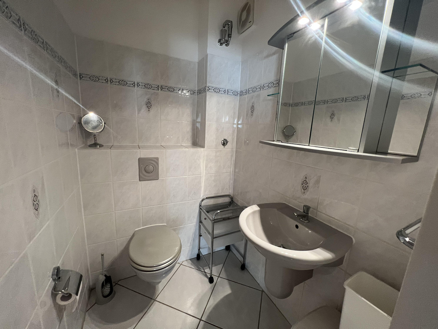 Traumhafte 4 Zimmer Wohnung mit unverbautem Blick – Hochbaumstrasse 17, 14167 Berlin(Lichterfelde) – Vorschaubild 14