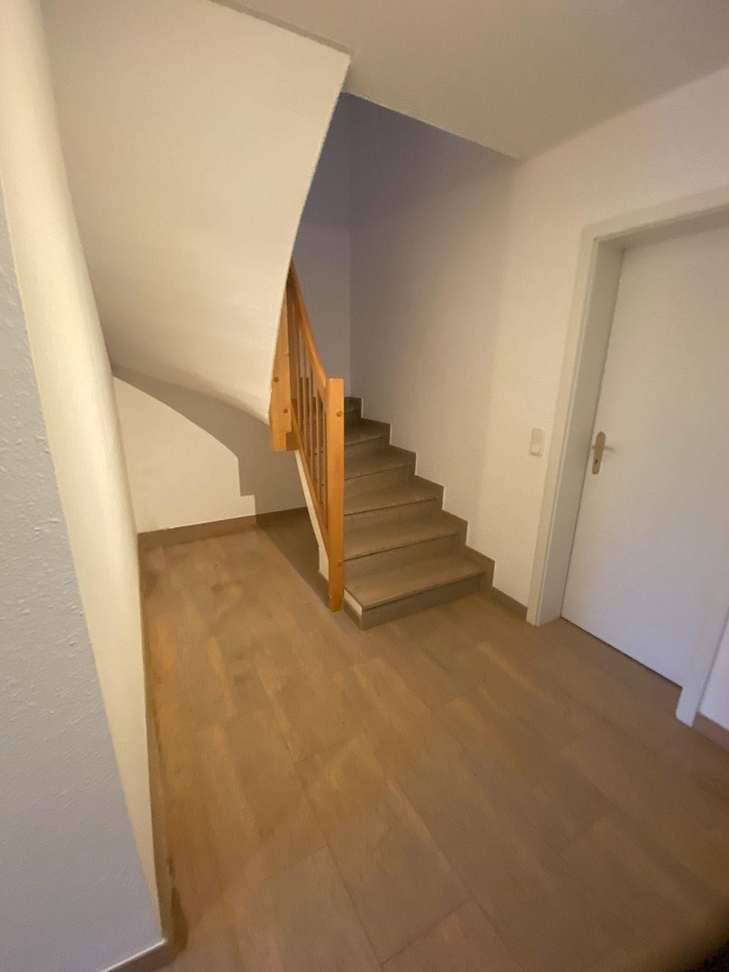 Charmantes Reihenhaus mit Garten in 08280 Aue + Garagen – Aue – Vorschaubild 19