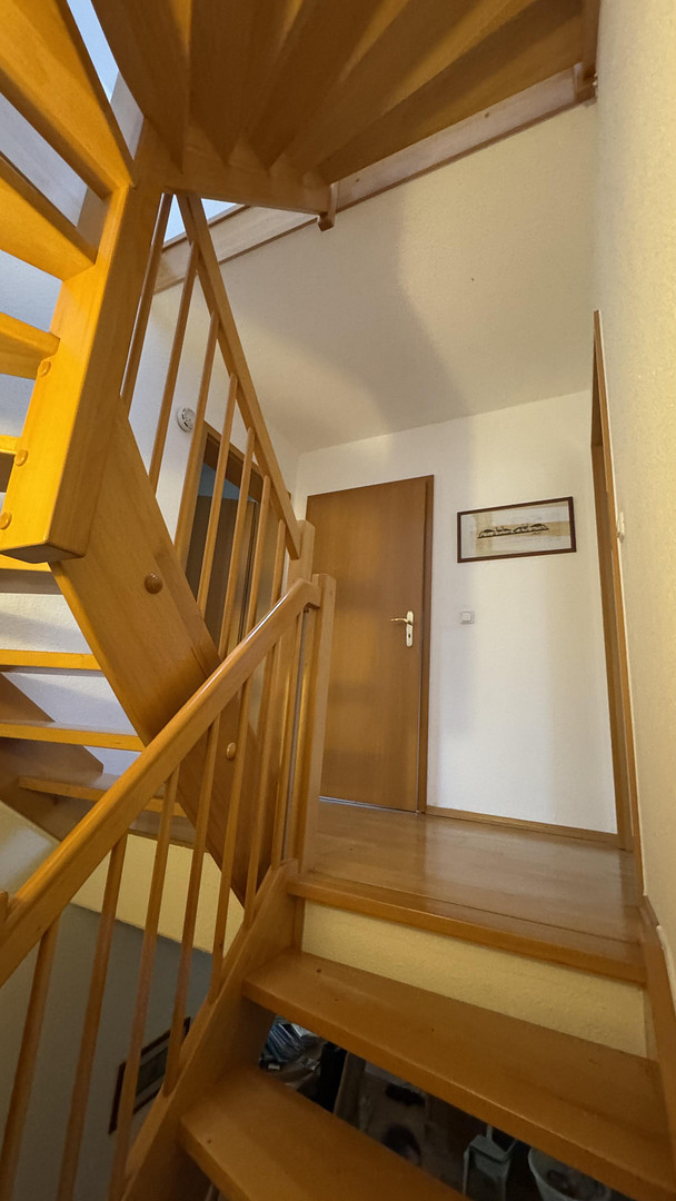 Charmantes Reihenhaus mit Garten in 08280 Aue + Garagen – Aue – Vorschaubild 10