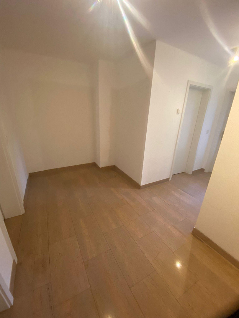 Charmantes Reihenhaus mit Garten in 08280 Aue + Garagen – Aue – Vorschaubild 20