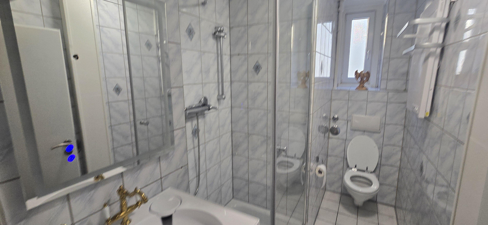 1-Zimmer in ruhiger 3er WG mit gehobener Ausstattung in Stuttgart-Bad Cannstatt – Duisburgerstraße 22, 70376 Stuttgart(Bad Cannstatt) – Vorschaubild 7