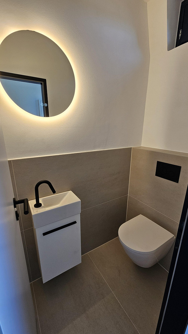 Neuwertiges Reihenmittelhaus mit PV-Anlage, Fußbodenheizung, neuem Dach, eigenem Garten & Garage – Delmenhorst – Vorschaubild 13
