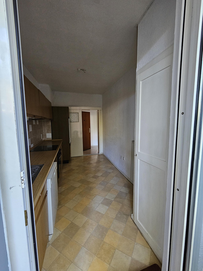 Property thumbnail 12