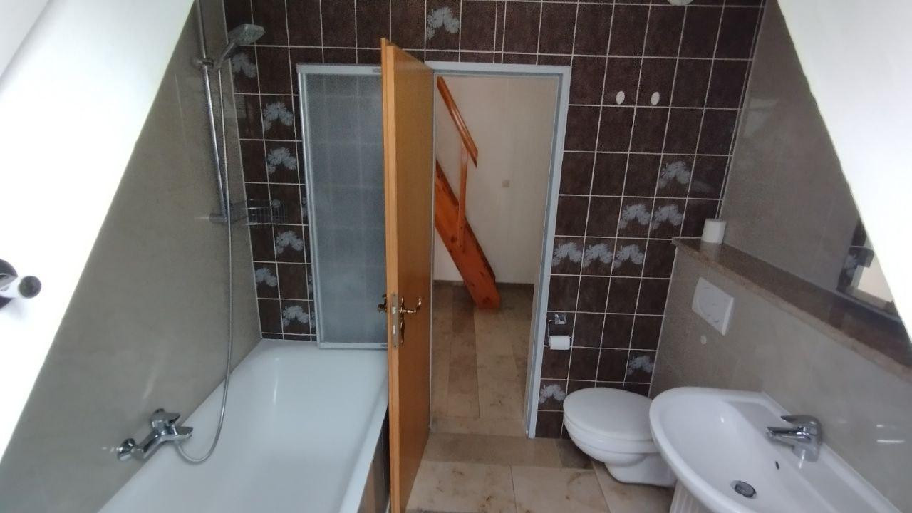 Mehrgenerationenhaus, ruhige Lage, idyllisch im Grünen gelegen – Holtsee – Vorschaubild 11