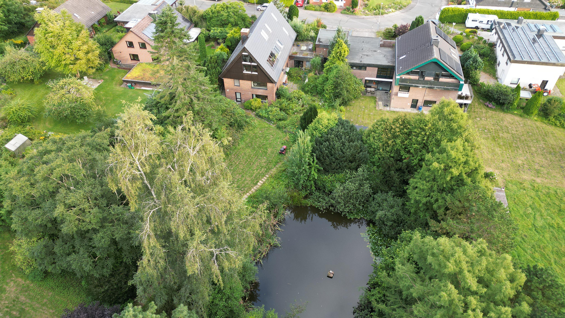 Mehrgenerationenhaus, ruhige Lage, idyllisch im Grünen gelegen – Holtsee – Vorschaubild 26