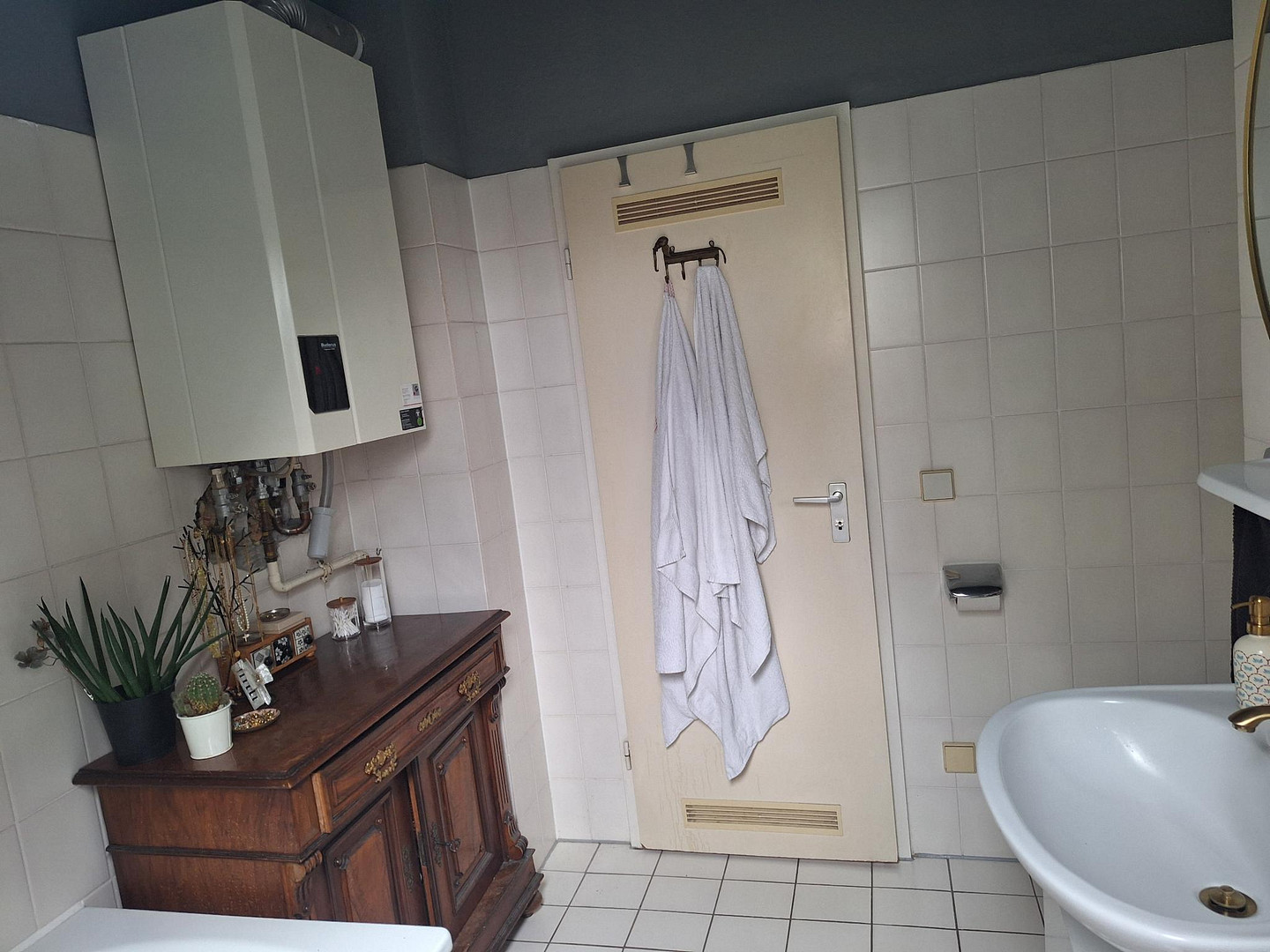 Traumhafte 2-Zi Dachgeschosswohnung mit Loggia im Grünen, freigestellt – Mainz – Vorschaubild 8