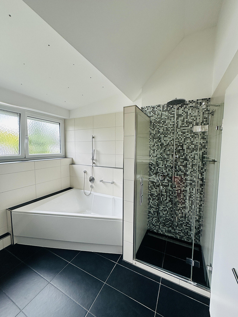 Provisionsfrei - Großzügige, lichtdurchflutete DG-Maisonette Wohnung - Fasangarten - provisionsfrei – Fasangartenstraße 100, 81549 München(Fasangarten) – Vorschaubild 8