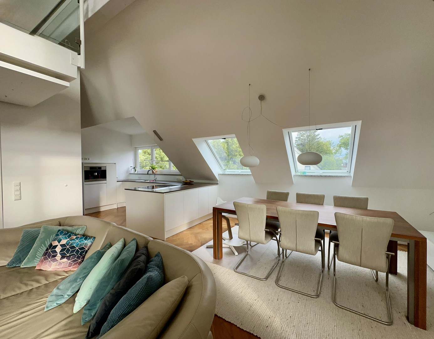 Provisionsfrei - Großzügige, lichtdurchflutete DG-Maisonette Wohnung - Fasangarten - provisionsfrei – Fasangartenstraße 100, 81549 München(Fasangarten) – Vorschaubild 4
