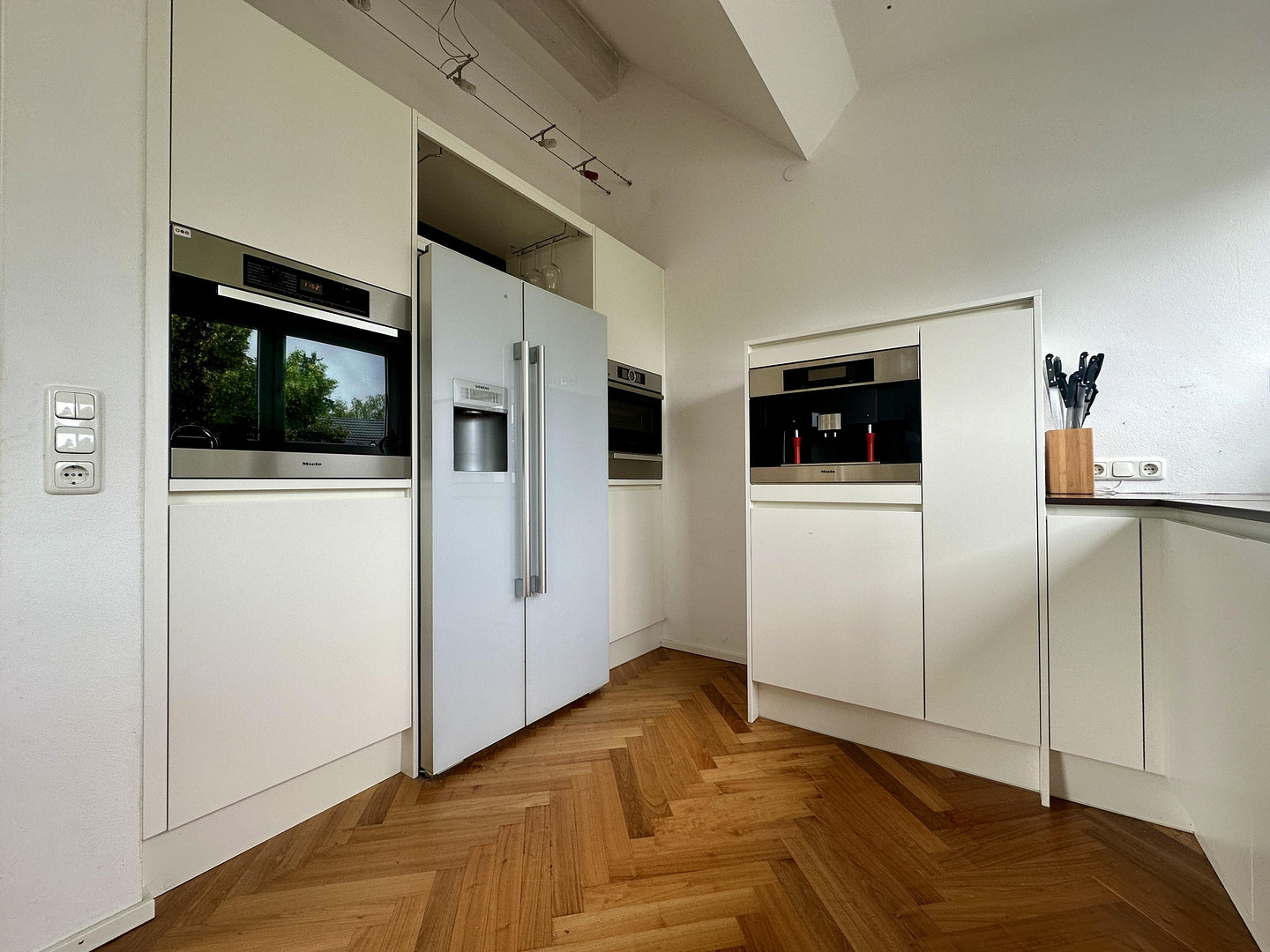 Provisionsfrei - Großzügige, lichtdurchflutete DG-Maisonette Wohnung - Fasangarten - provisionsfrei – Fasangartenstraße 100, 81549 München(Fasangarten) – Vorschaubild 7