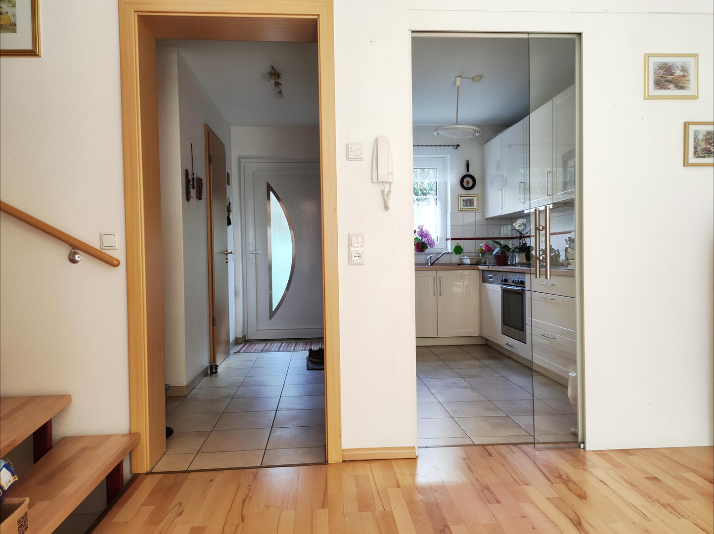 Attraktives Eigenheim in Waldtrudering - Reihenmittelhaus – Friedenspromenade 7a, 81827 München(Trudering) – Vorschaubild 2