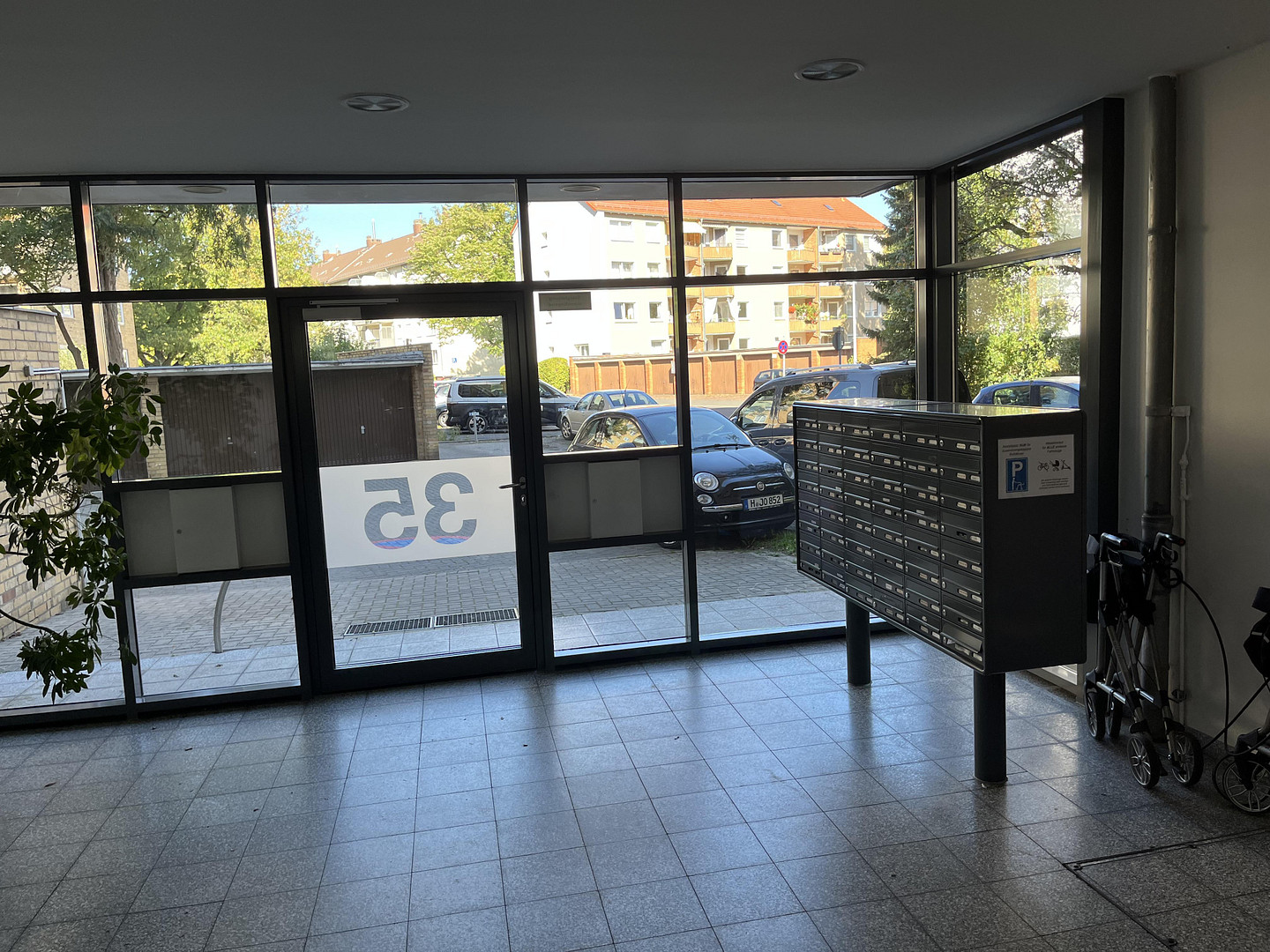 Hannover Ledeburg - Stöcken - Provisionsfrei! Modernisierte 2-Zimmer Eigentumswohnung - sofort frei! – Baldeniusstrasse 35, 30419 Hannover(Ledeburg) – Vorschaubild 9