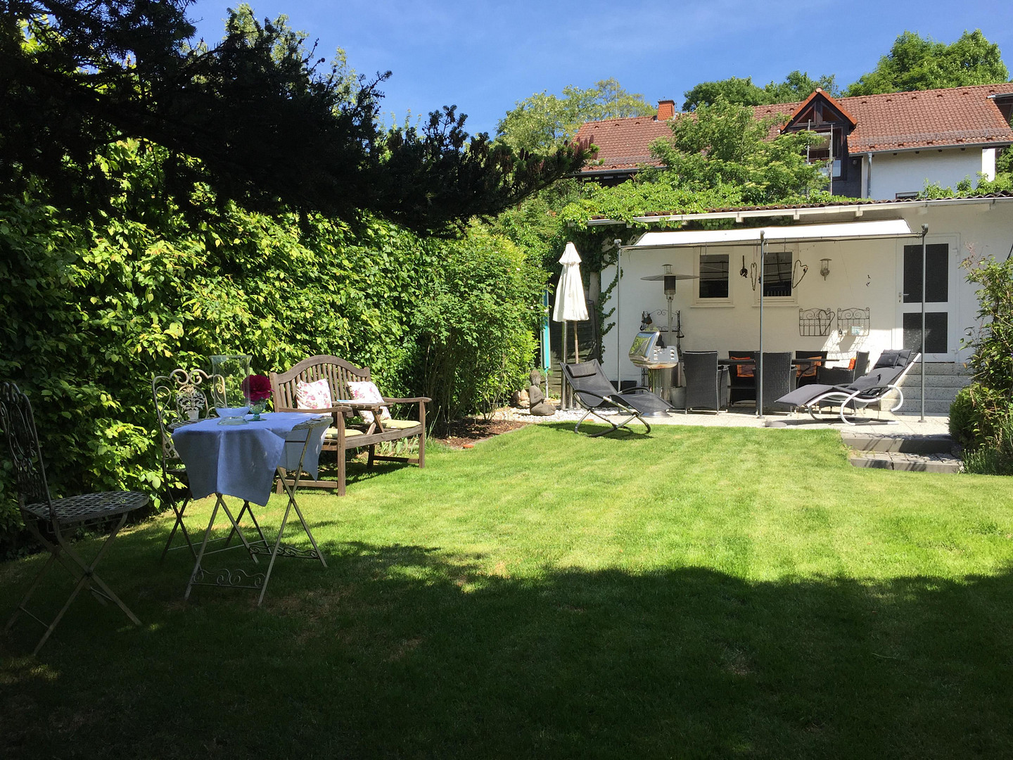 Tolle Gelegenheit - Einziehen & wohlfühlen! Großes Einfamilienhaus mit großem Garten und Kamin – Heidenrod(Mappershain) – Vorschaubild 7