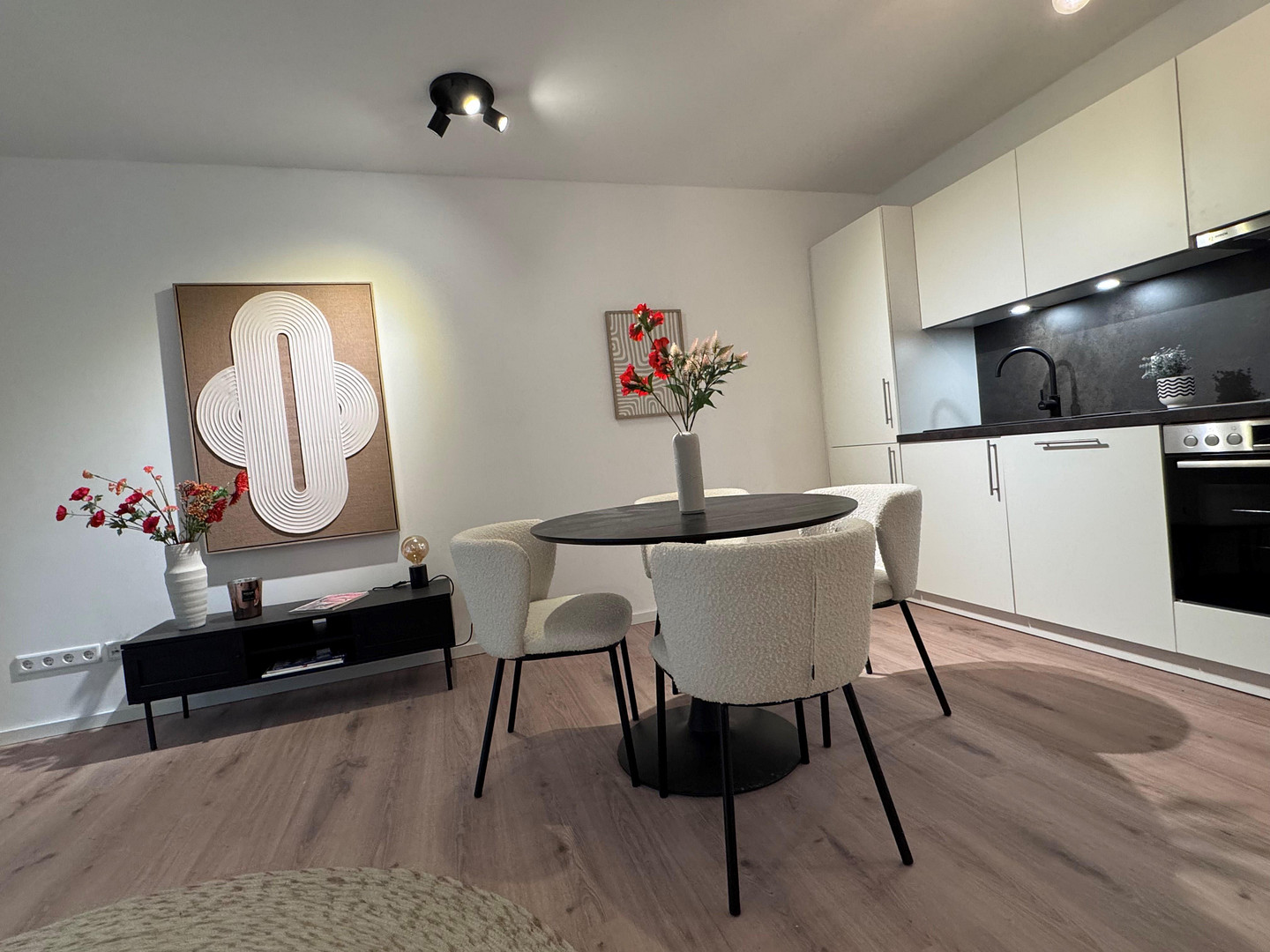 **NEUBAU** Charmante 3-Zimmer mit Balkon und Einbauküche – Kreuzstein Straße 9, 90438 Nürnberg(Schweinau) – Vorschaubild 7