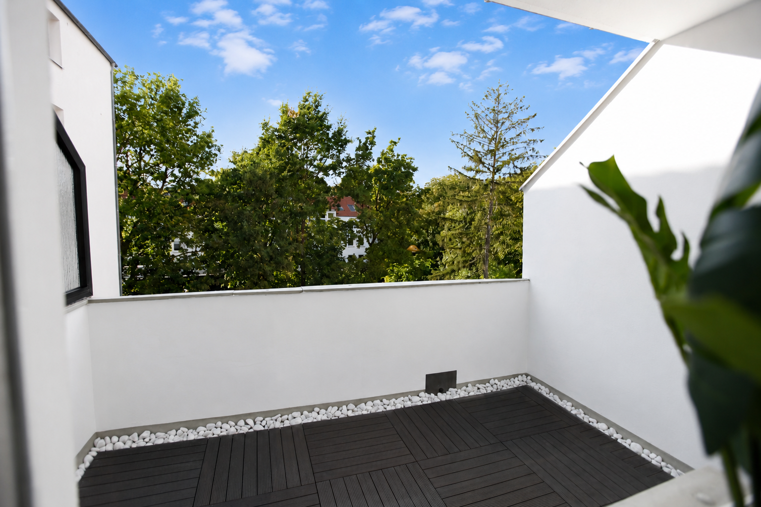 MODERNE 2-ZIMMER-WOHNUNG MIT BALKON + GARAGE – Wöhlerstr. 21A, 30163 Hannover(List) – Vorschaubild 2