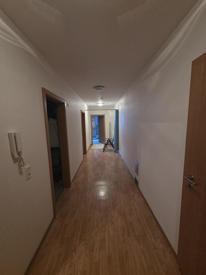 Freistehendes Zweifamilienhaus mit großem Garten – Gensingen – Vorschaubild 20