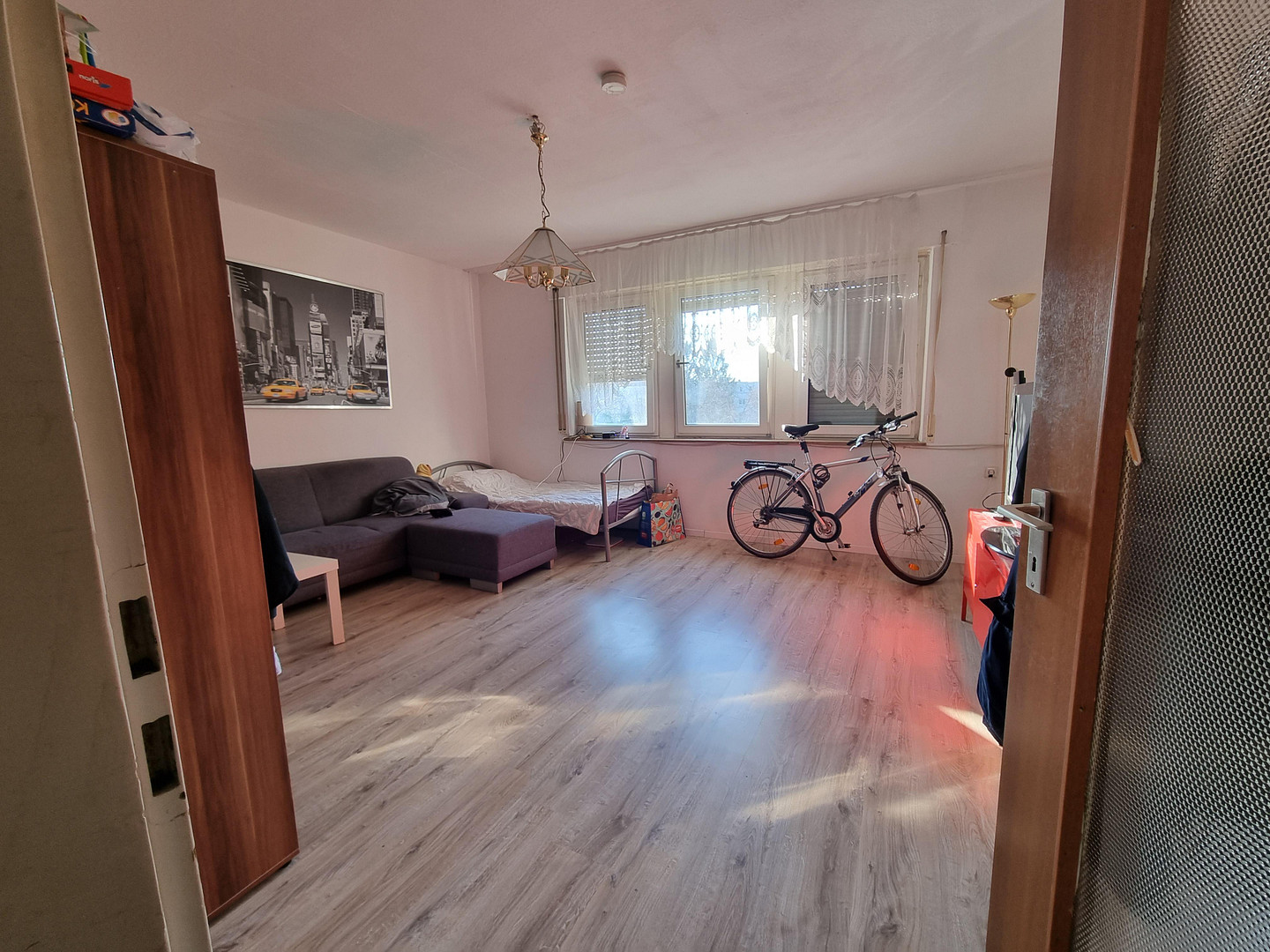 Sehr gut gelegene 3-Zimmer-Wohnung – Augsburger Straße 9, 70374 Stuttgart(Bad Cannstatt) – Vorschaubild 3