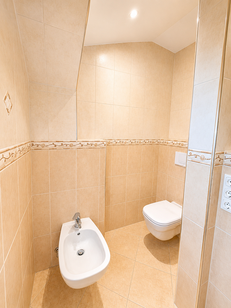 190 m² Gesamtfläche | Hochwertige Haus mit Vollkeller | Toplage Sasel | Provisionsfrei – Frahmredder 85C, 22393 Hamburg(Sasel) – Vorschaubild 11