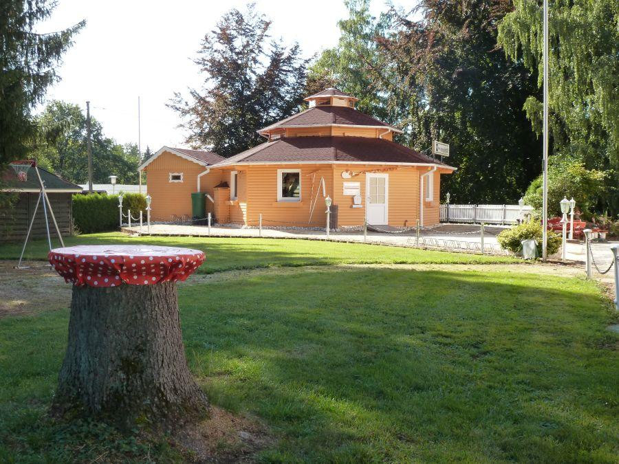 Wohnungen/ Seniorenresidenzen (11), Blockhaus-Treffpunkt(1), Bauplätze (3) – Pottum – Vorschaubild 13