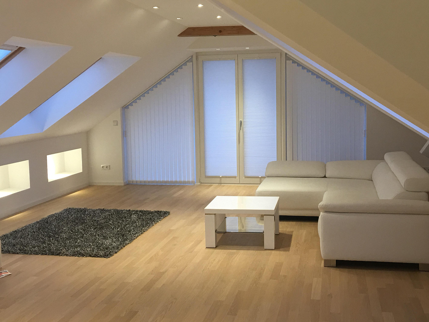 Großzügiges Wohnen 5 Zimmer Maisonette auf 160 m² direkt am Jungfernheidepark – Heinickeweg 15, 13627 Berlin(Charlottenburg-Nord) – Vorschaubild 3