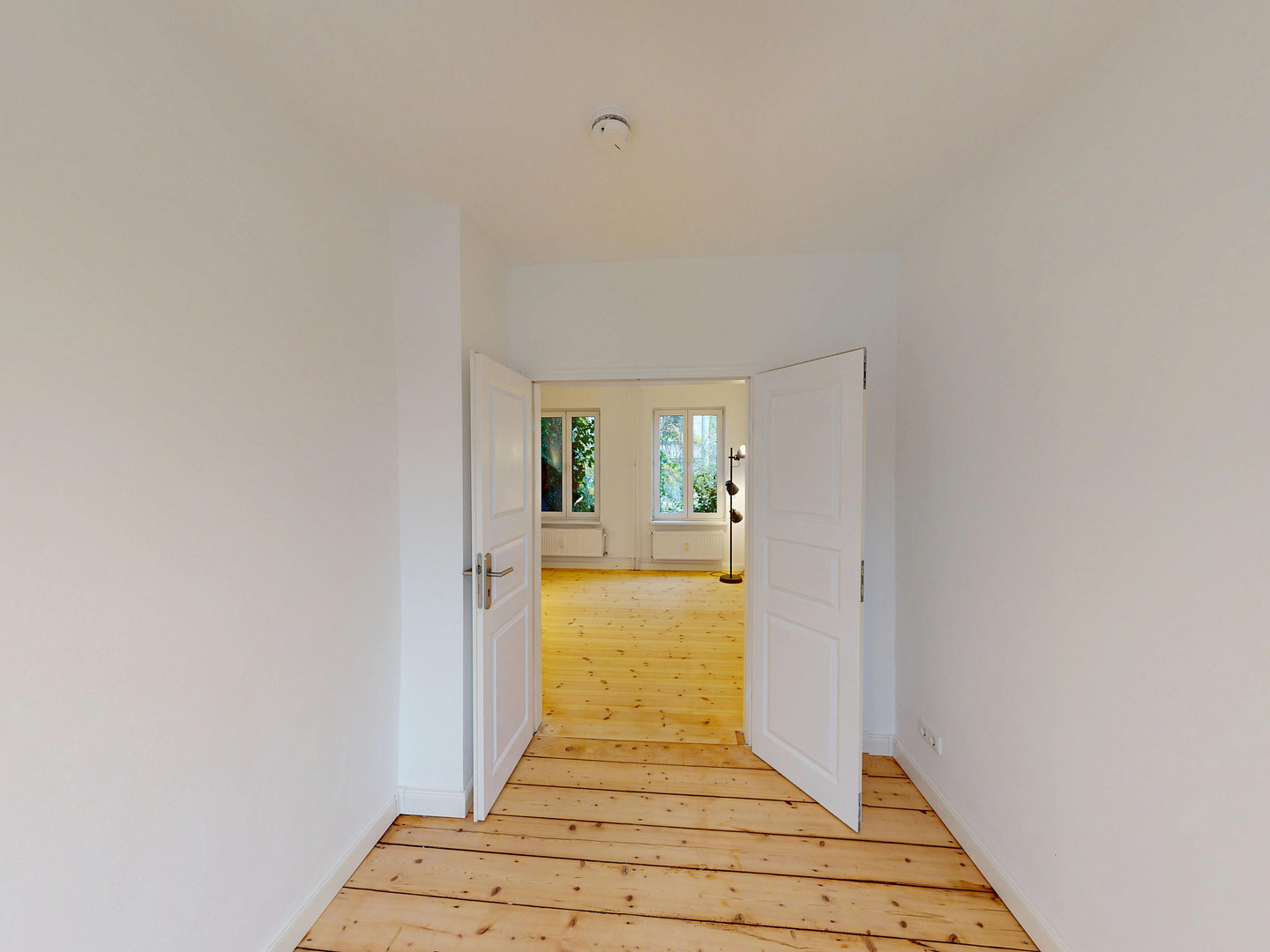 Charmante, frisch renovierte 2,5-Zimmer-Whg. mit Balkon – ruhig gelegen am Rand des Schanzenviertels – Hamburg(Altona-Nord) – Vorschaubild 11