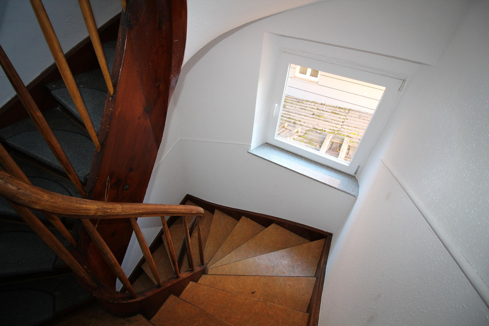 3-Familienhaus mit Einzelgarage in Stuttgart-Süd !!! Top Kapitalanlage ca. 6 % Rendite !!! – Stuttgart(Süd) – Vorschaubild 9