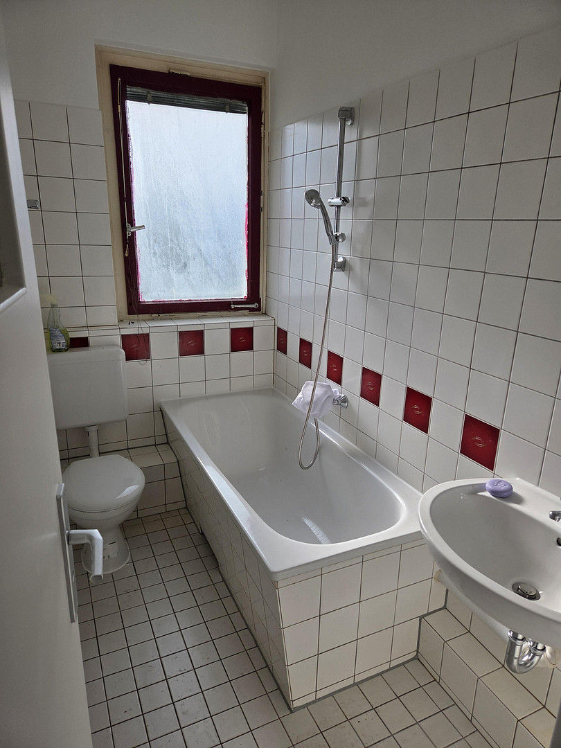 #frisch renoviert  #unbefristet  #ideale Pendler- oder Studentenwohnung #am Bahnhof Gesundbrunnen – Berlin(Gesundbrunnen) – Vorschaubild 6